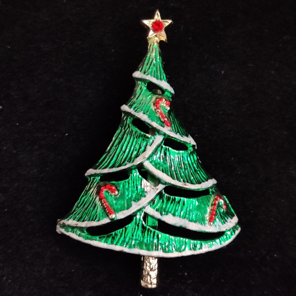 Vintage Christmas Tree Brooch Signed Beatrix